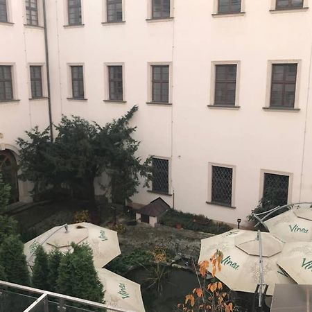 Apartment Right In The Center Of 브르노 외부 사진