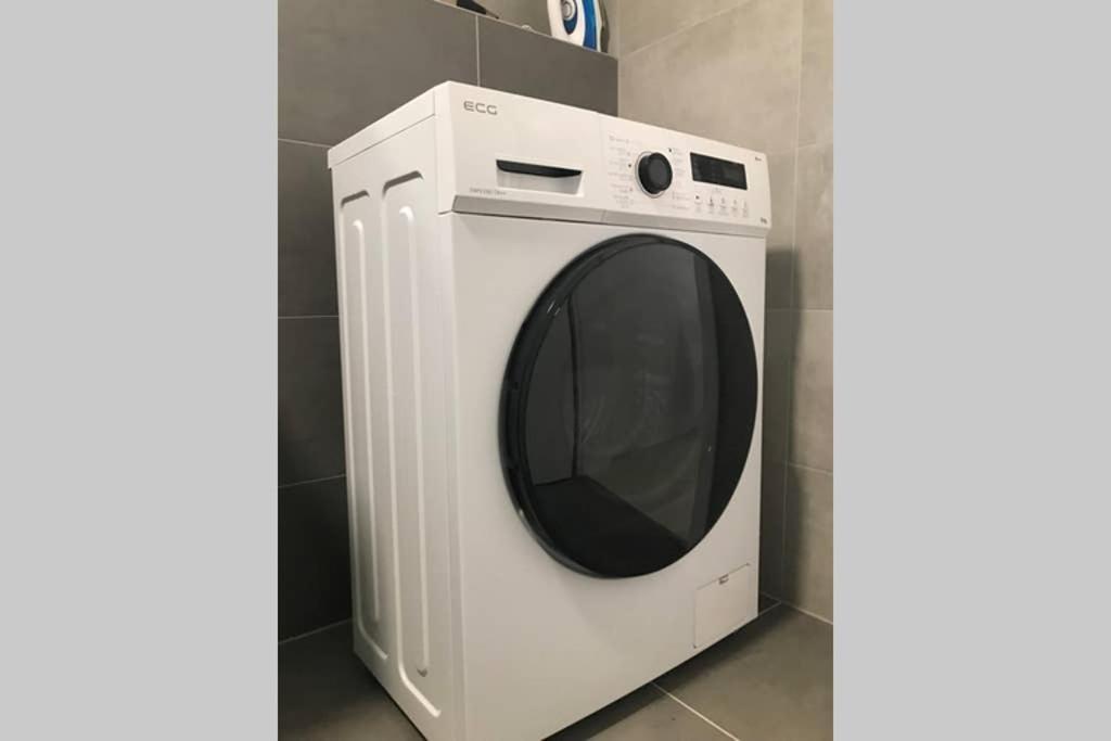 Apartment Right In The Center Of 브르노 외부 사진